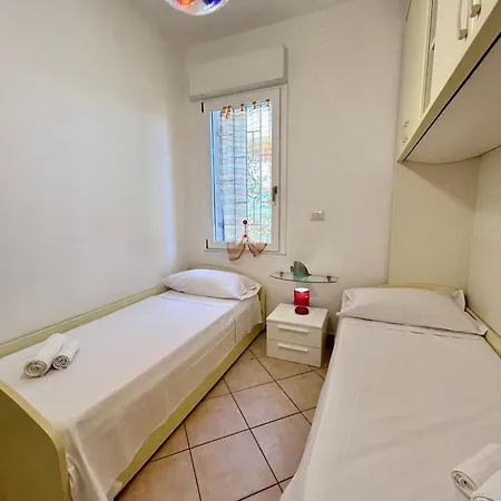 Nura's - Casa Flor Seaside Apartman Alghero