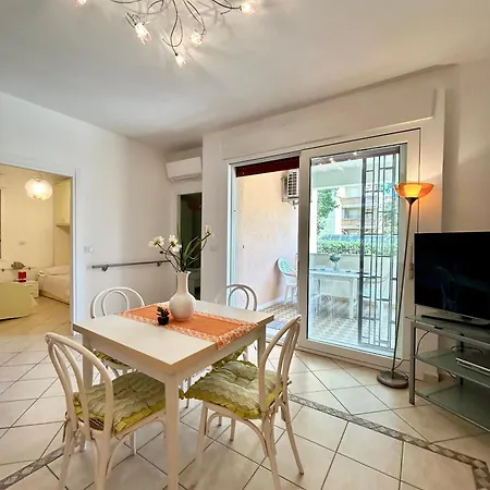 Nura's - Casa Flor Seaside * Alghero