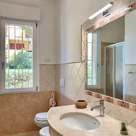 Appartamento Nura's - Casa Flor Seaside