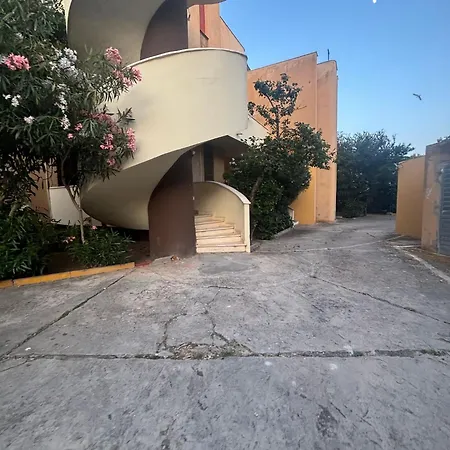 Nura's - Casa Flor Seaside דירה אלגהרו