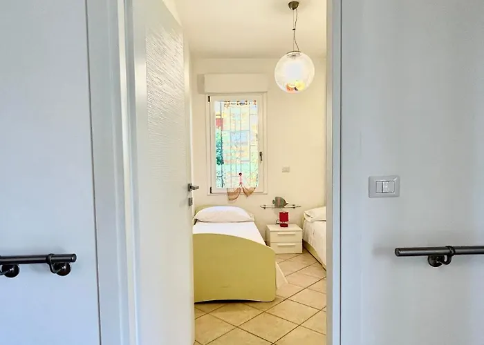 דירה Nura's - Casa Flor Seaside אלגהרו